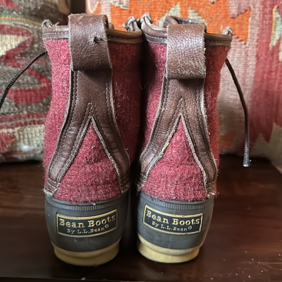L.L Bean 'Bean Boots' Red Wool 8" Duck Boots
Rare Special Edition model. - Picture 8 of 8